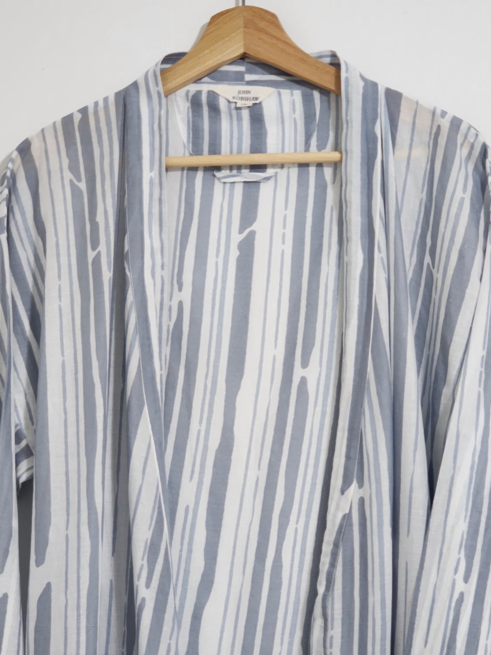 John Robshaw 100% Cotton Robe Size L/XL Bluish-gray & White Stripe Pockets Comfy - Picture 8 of 9